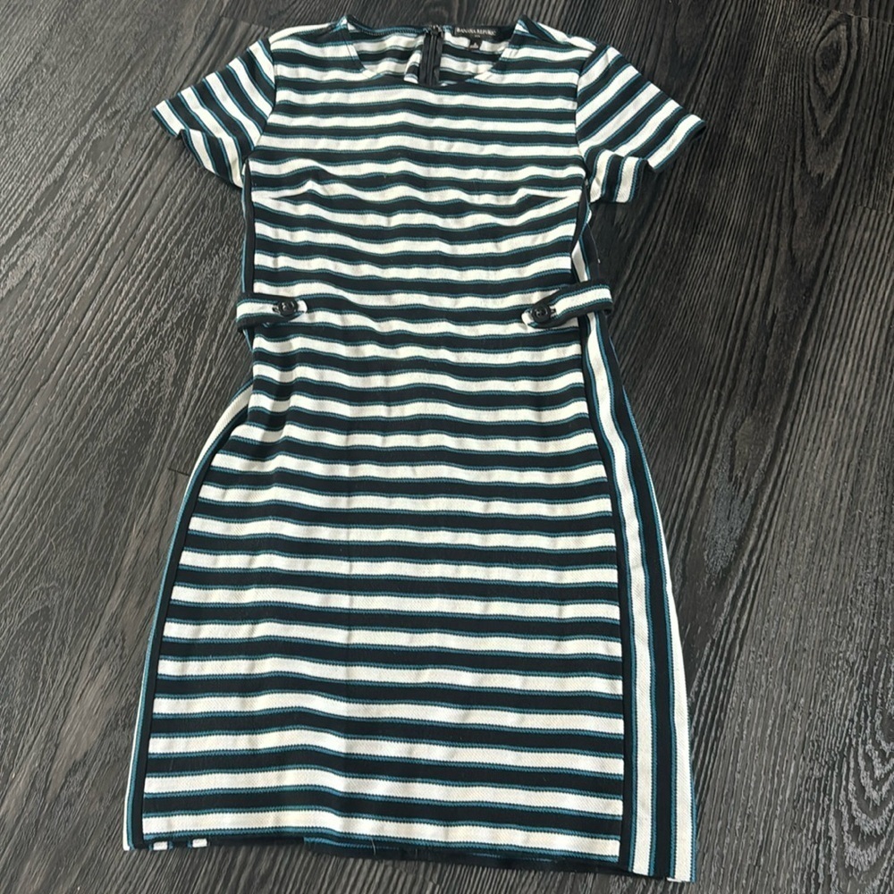 🍍BANANA REPUBLIC DRESS🍍SZ 8🍍pit to pit 18” 🍍length 34”🍍D-1